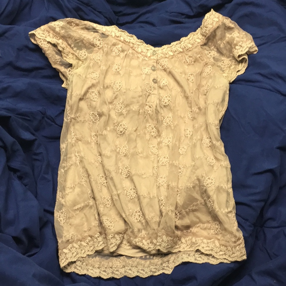Ultra Pink blush lace top (M)
